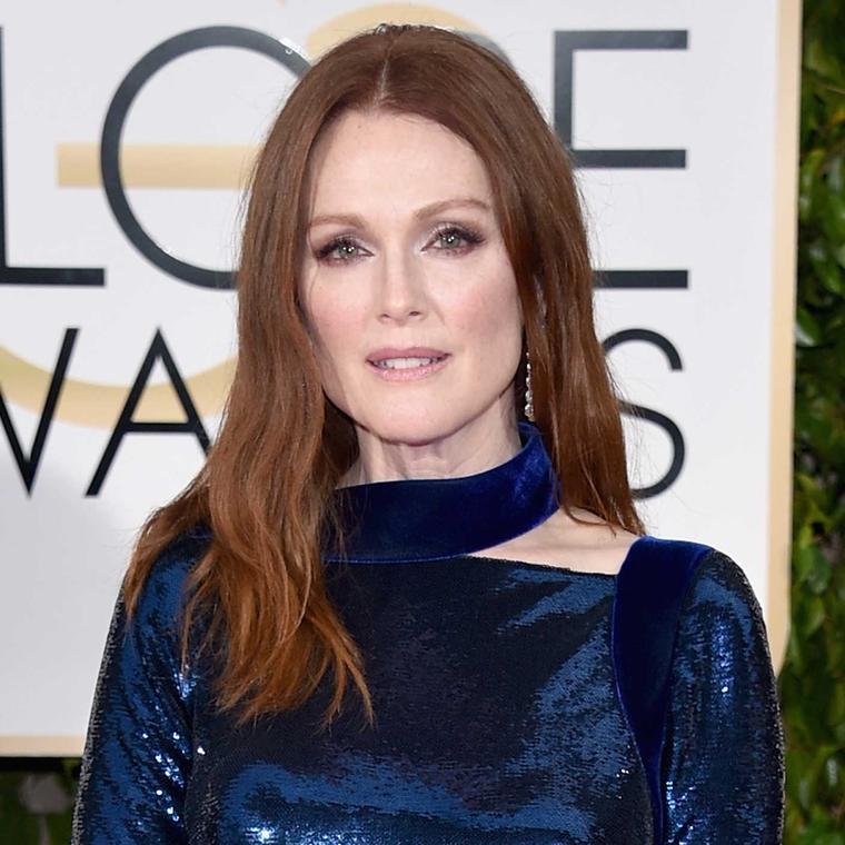 Julianne Moore pulled off another triumph at the Golden Globes 2016 in Chopard jewelry