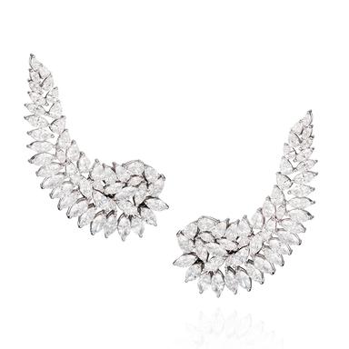 Lyla’s Bow diamond ring in white gold | VANLELES | The Jewellery Editor