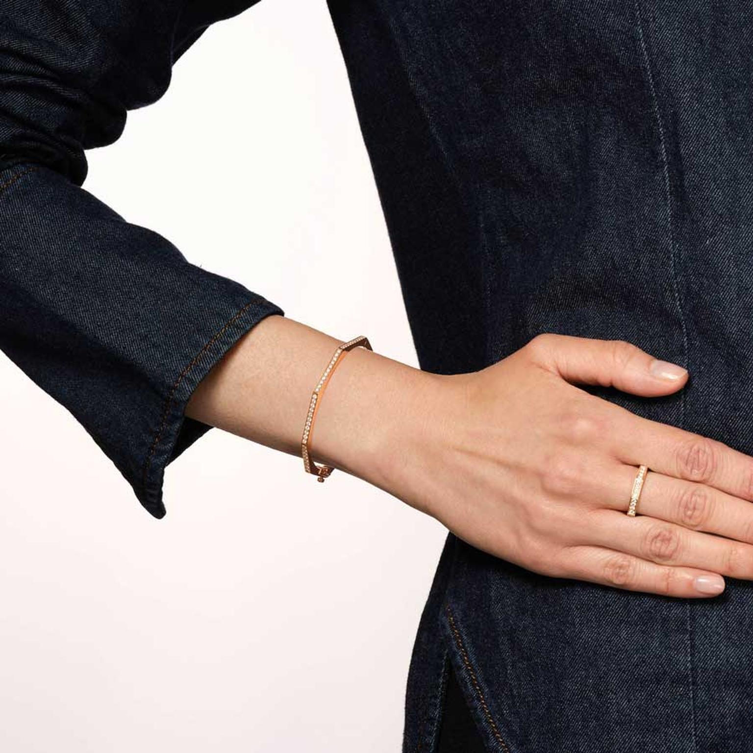 Hirsh rose gold Story bangle on model
