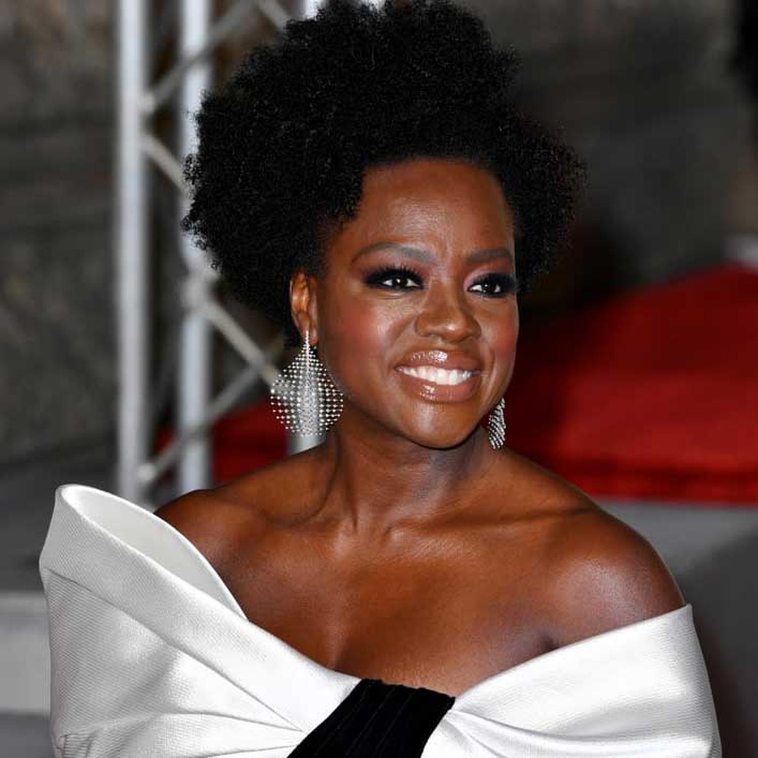 Viola Davis in Fernando Jorge earrings BAFTA