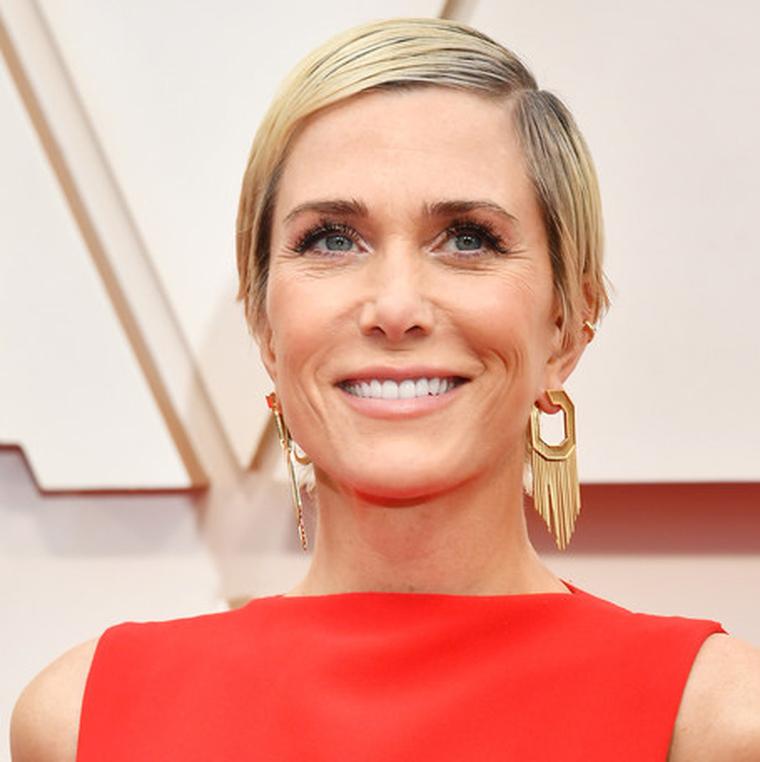 Kristen Wiig Oscars 2020 wearing Nikos Koulis