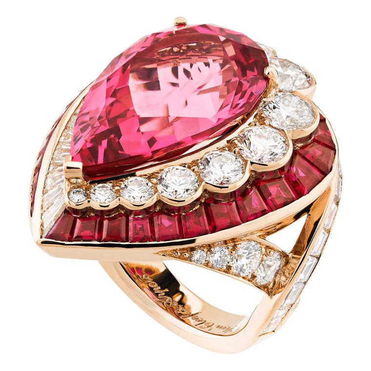 Van Cleef & Arpels Goutte de Spinelle ring