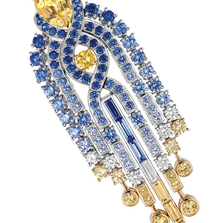 Sapphire jewellery for Christmas Chaumet crop