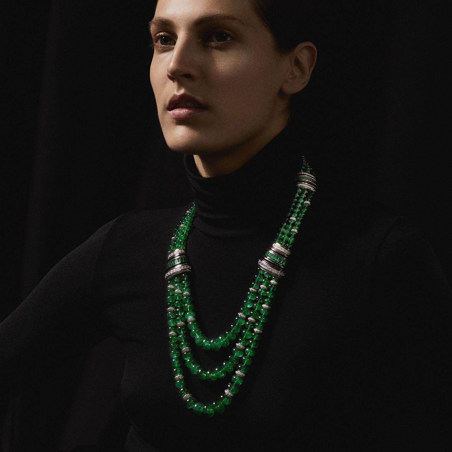 Plastron Emeraudes necklace by Boucheron on model