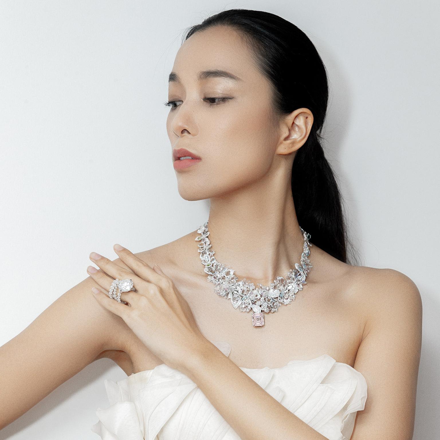Preview of Phillips Hong Kong Jewels & Jadeite auction.