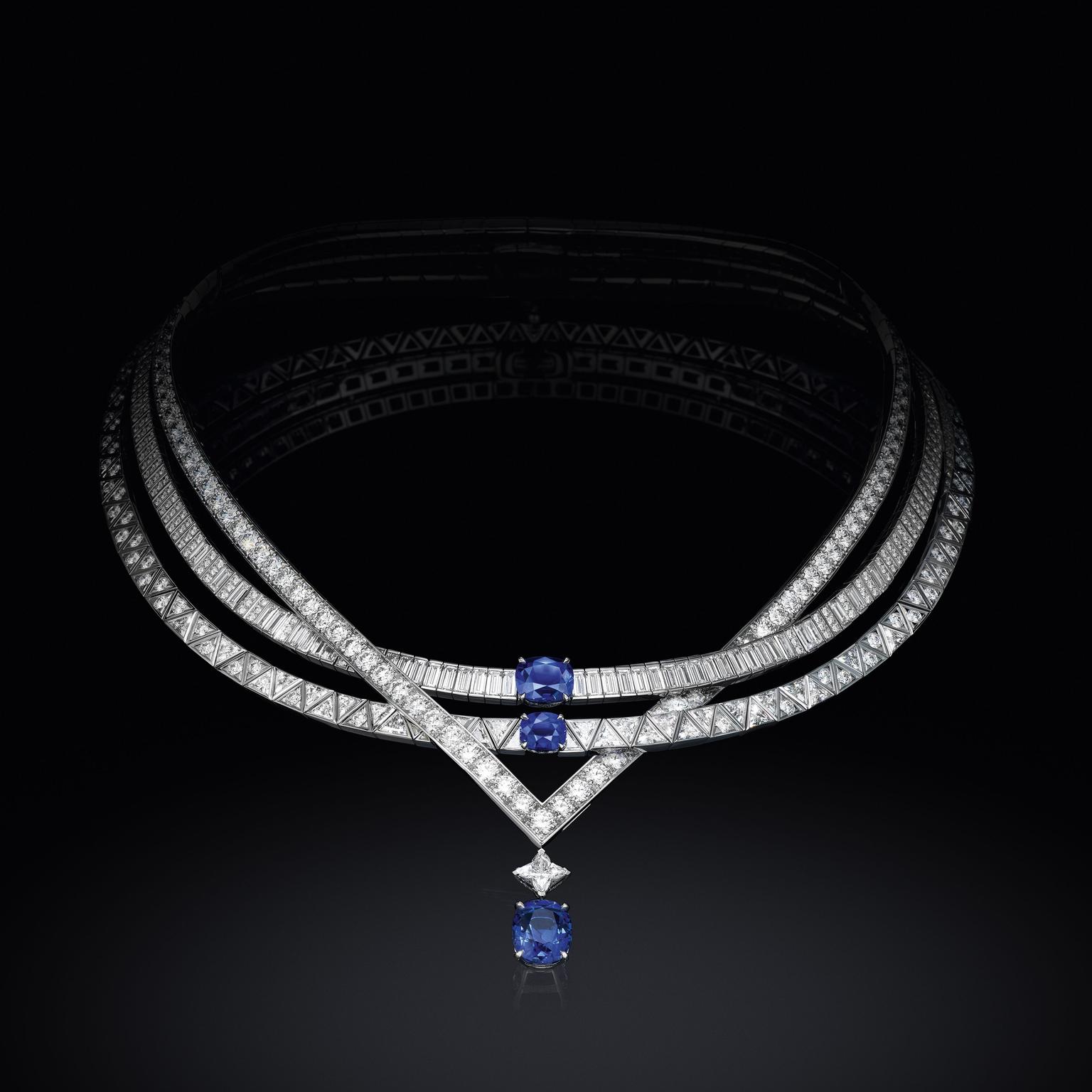 Gravite necklace detail Awakened Hands Awakened Minds chapter II by louis vuitton high jewellery ©Laziz Hamani