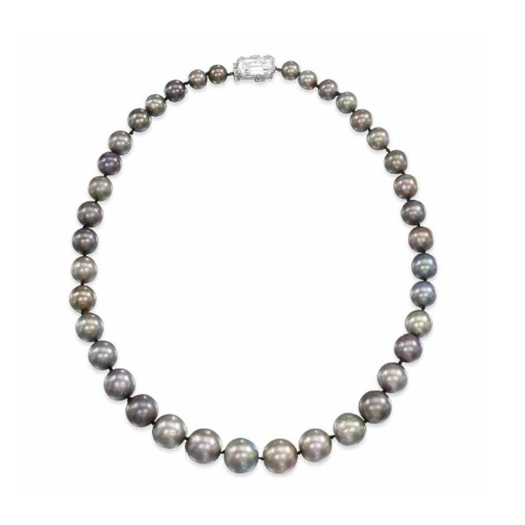 Cowdray natural pearl necklace