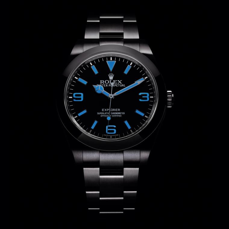 Cool watches: the perfect graduation gift for young men
