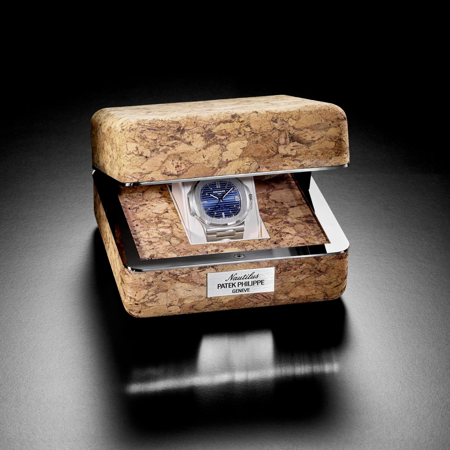 Patek Philippe Nautilus box 2016