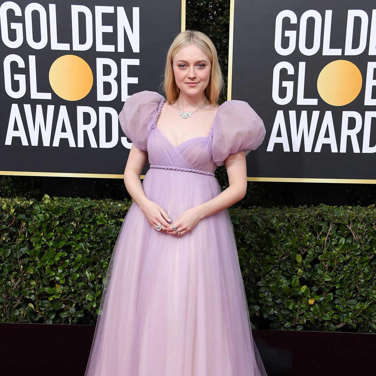 Dakota Fanning Golden Globes Dior jewels