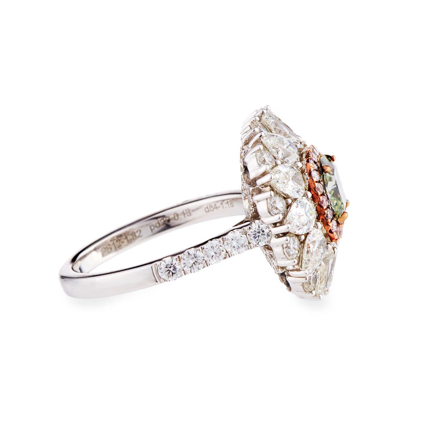 Alexander Laut rare green diamond ring
