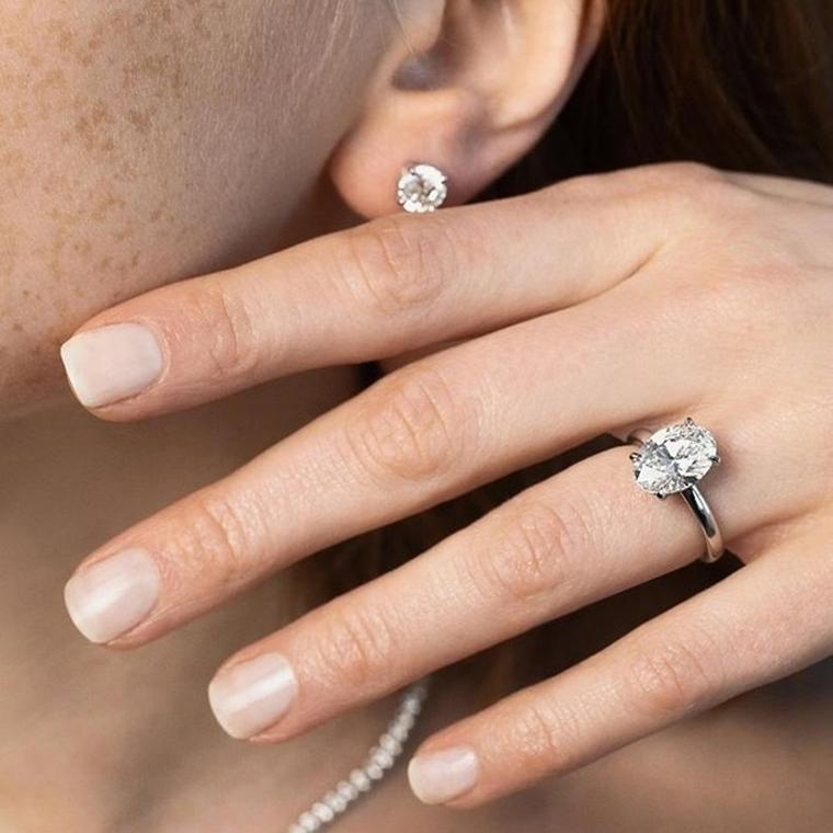 Regal oval engagment ring and studs