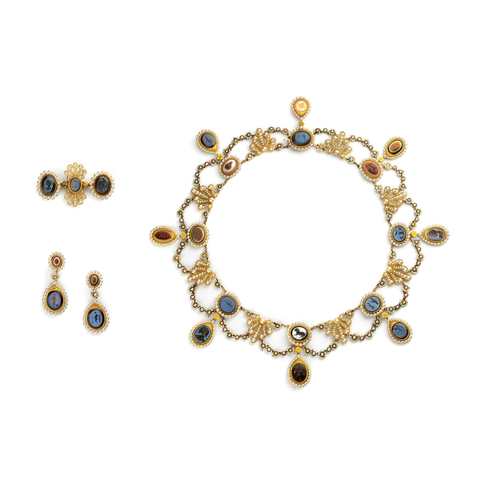 Chaumet Intaglio necklace, brooch and earrings