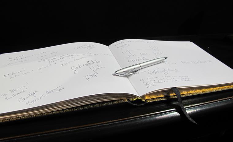 Guest book at Backes & Strauss' salon at the WPHH 2011.