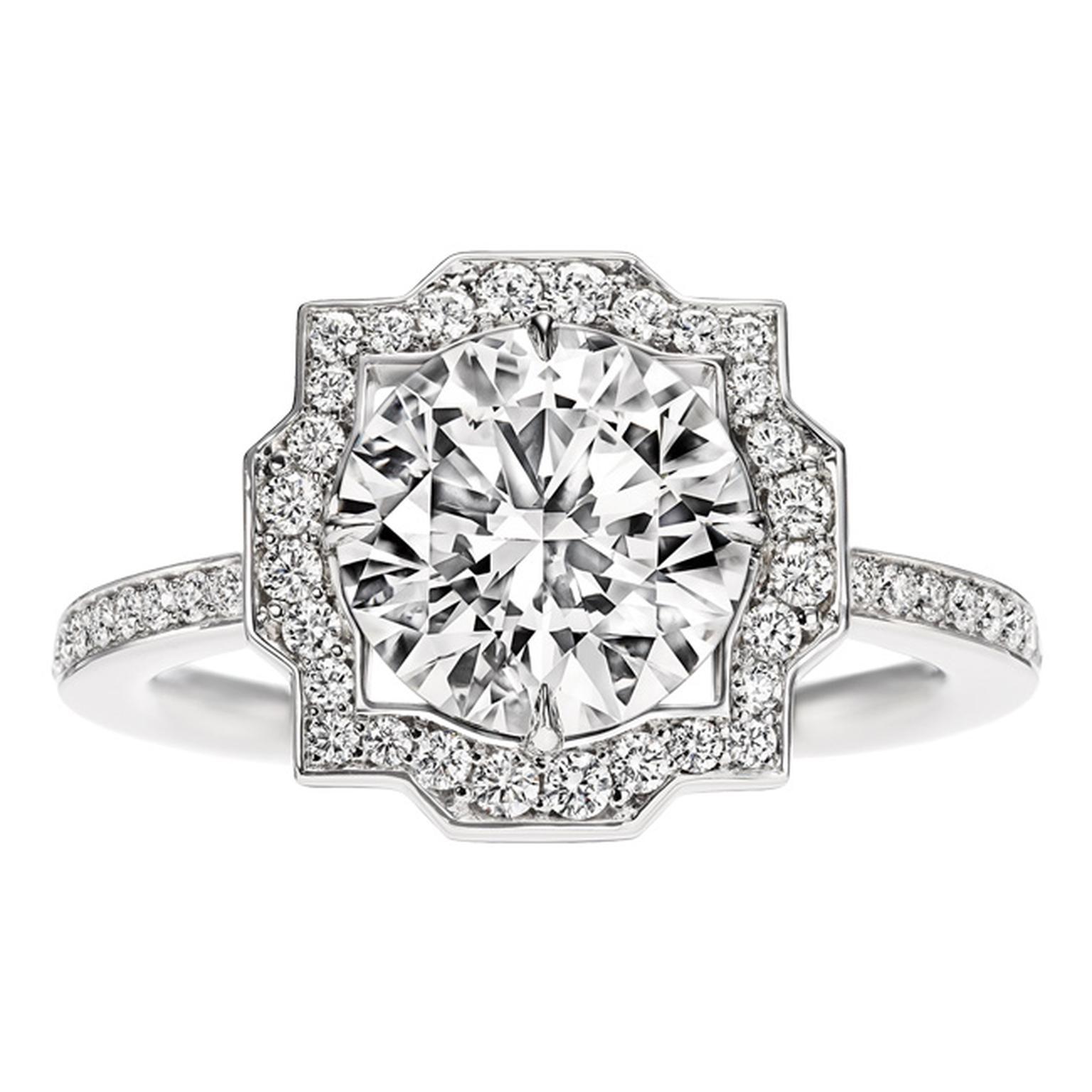 Harry Winston Belle engagement ring_20130530_Main