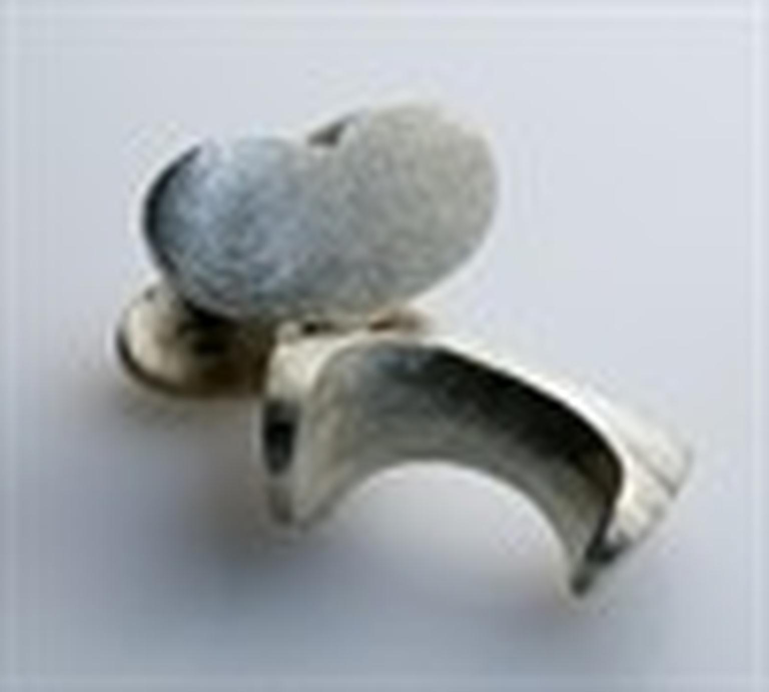 HeartCufflinkMatt-Hi-res-print