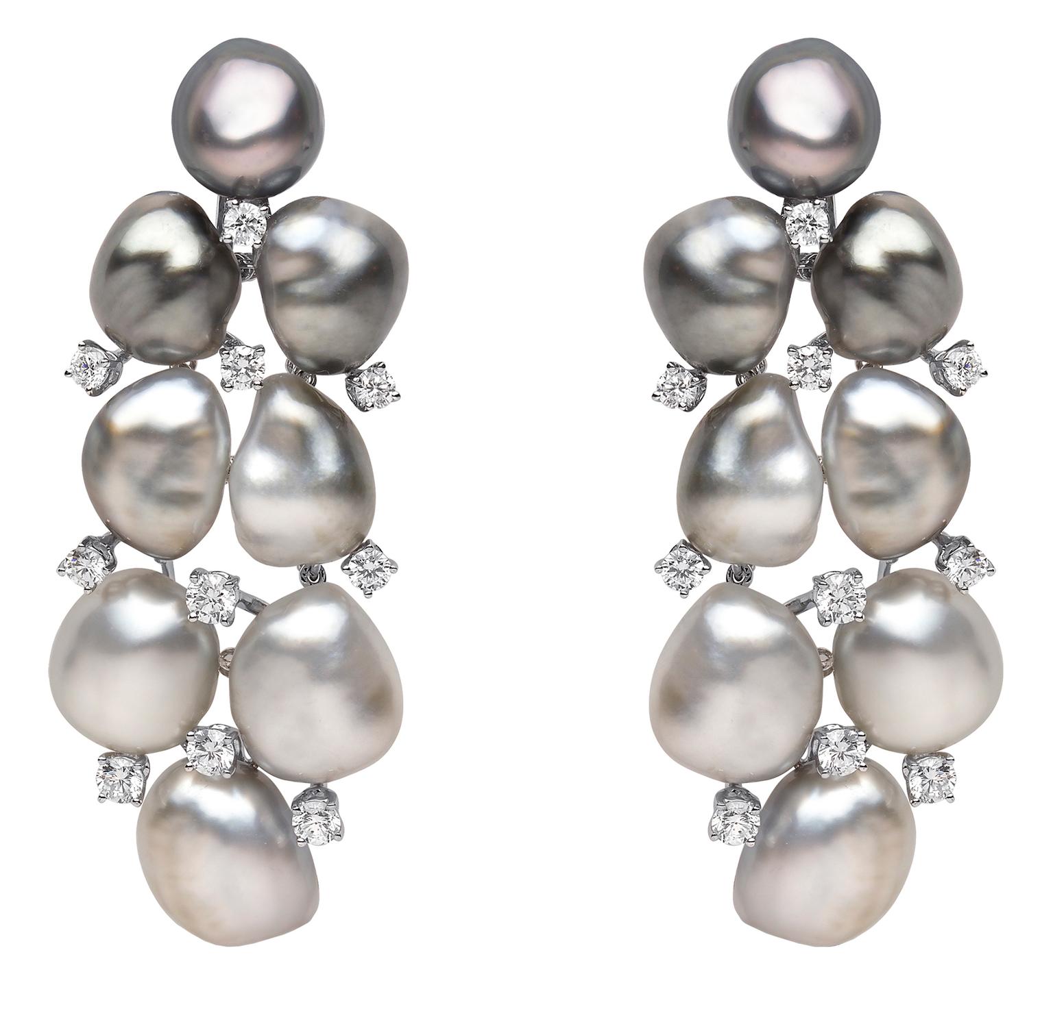 YOKO London pearl earrings_20130912_Zoom