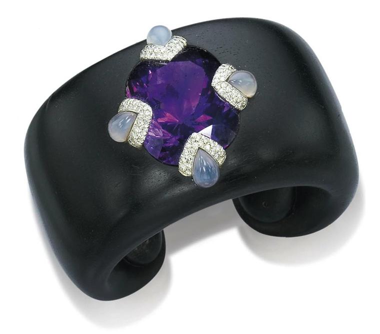 Christies-Lot-378-AN-EBONY-AMETHYST-CHALCEDONY-AND-DIAMOND-BANGLE-BY-JAR