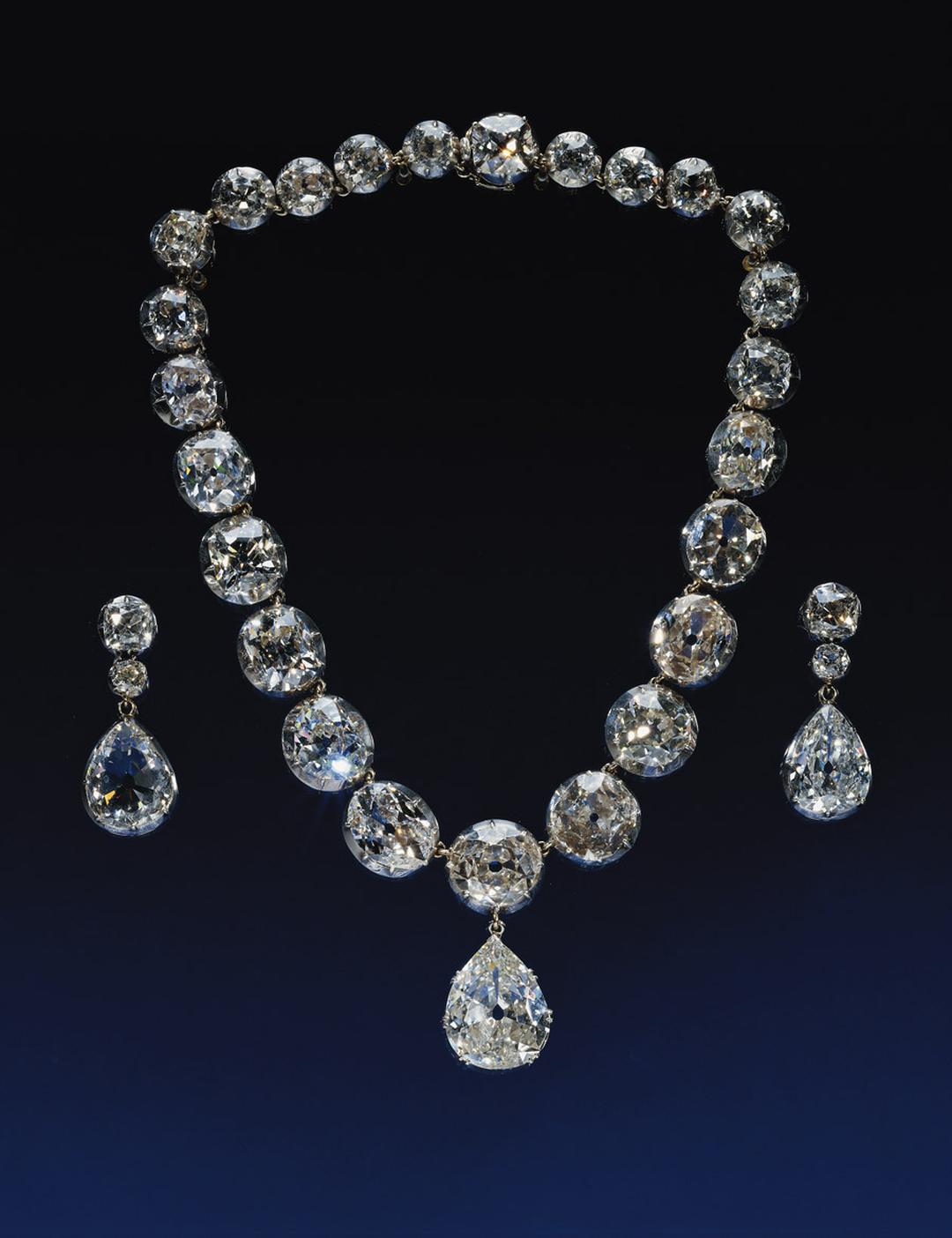 DiamondJubileeCoronationNecklace