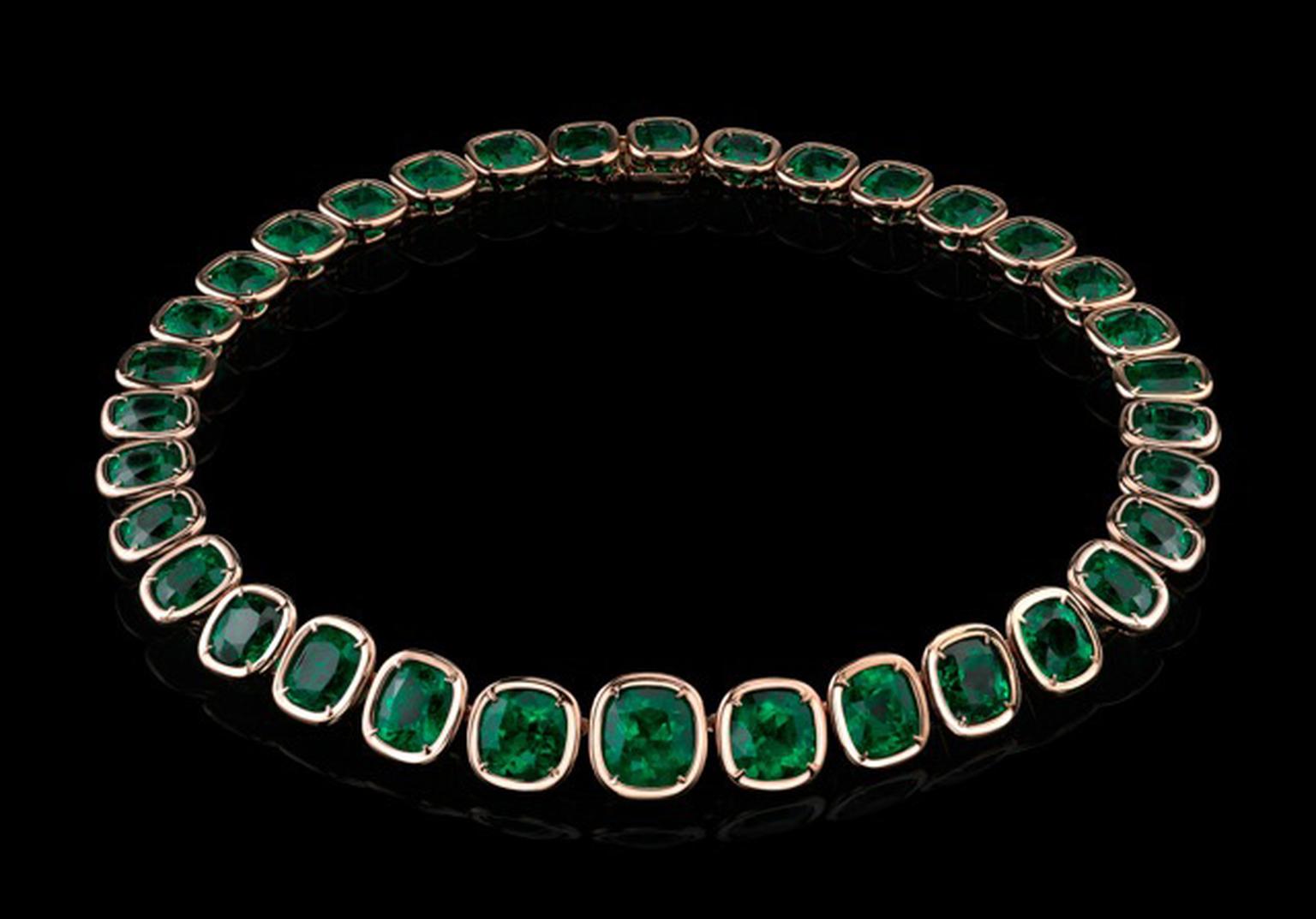 Cushion-Emerald-Necklace-in-the-Style-of-Jolie.jpg