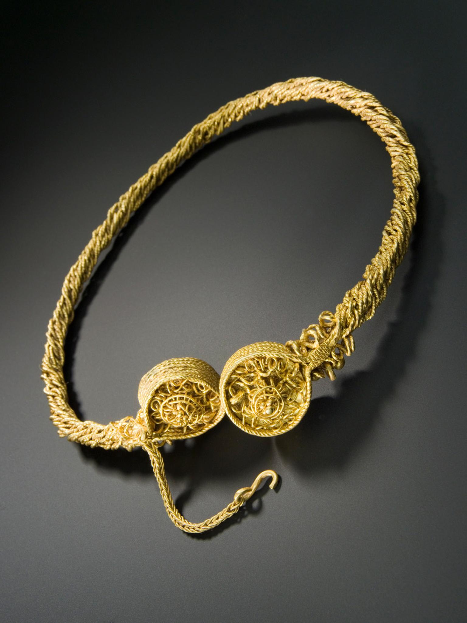 Goldsmiths-Torc.jpg