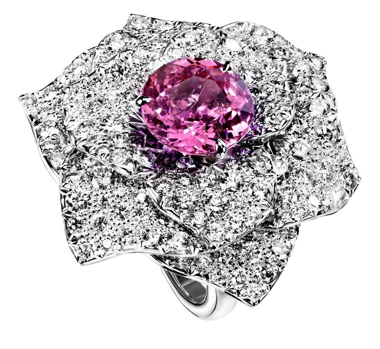 Piaget Limelight Garden Party Rose Ring_20131205_Zoom