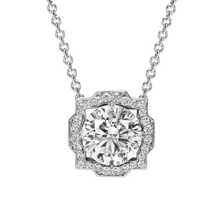 Harry-Winston-Belle-Pendant