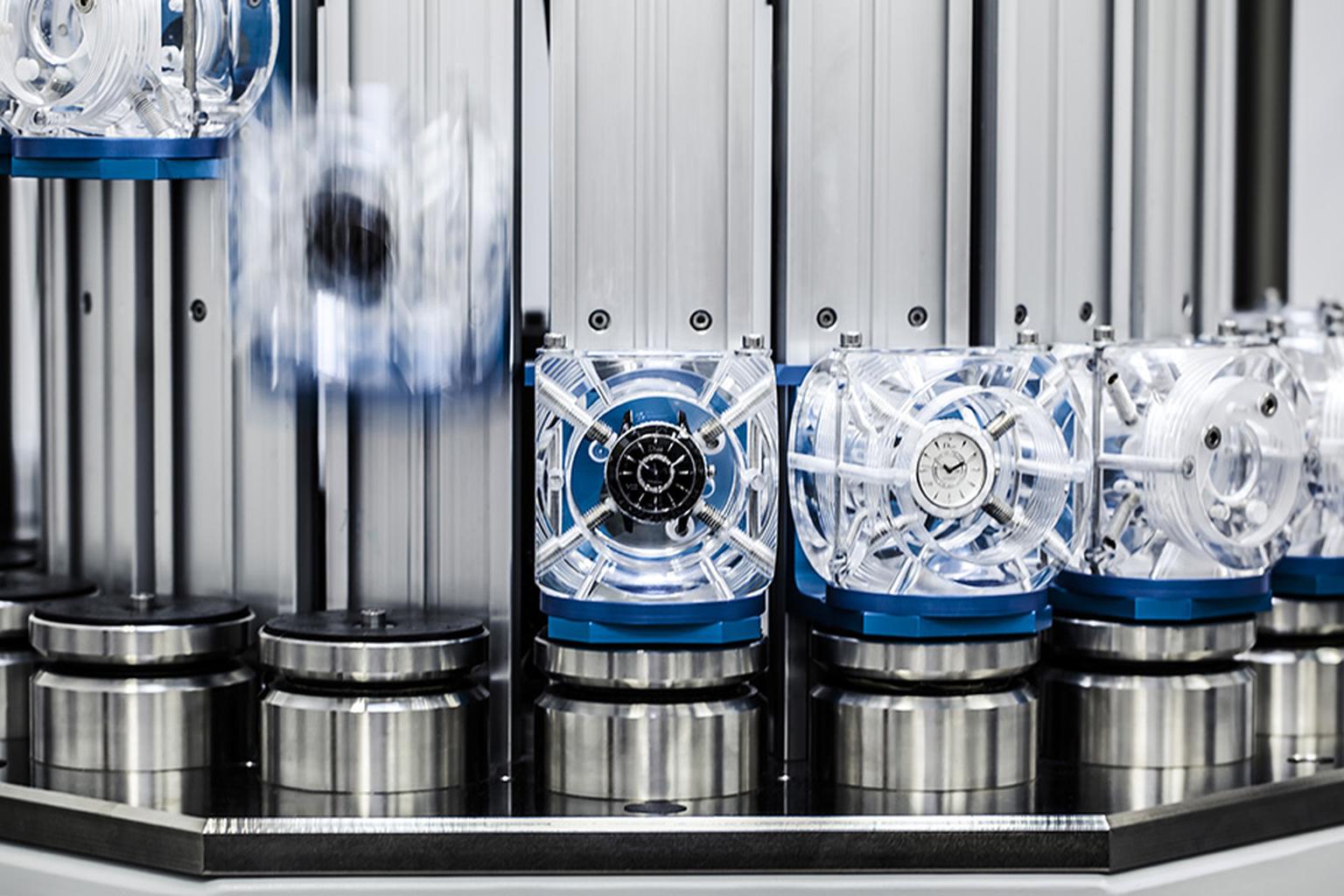 DiorVIII-Shock-resistance-test.jpg