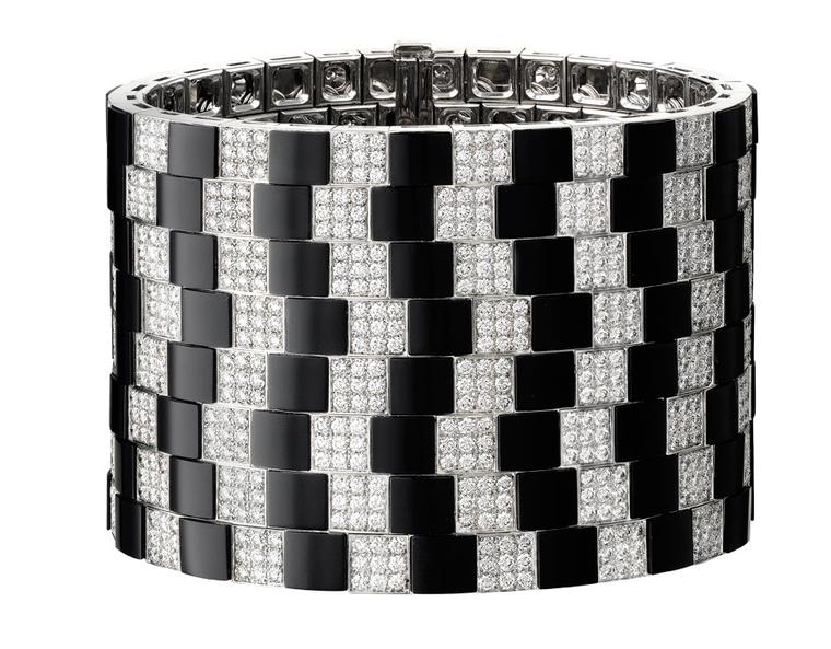 Cartier-Biennale-Onyx-Cuff