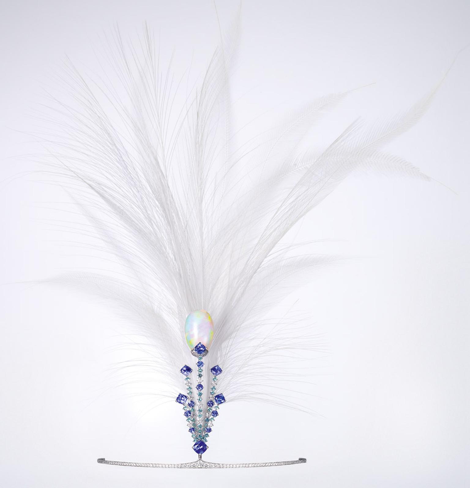 Chaumet-diademe_aigrette12_photo.jpg