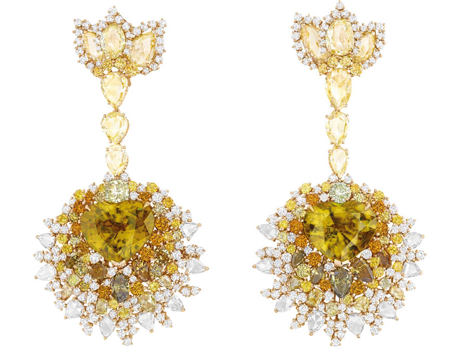 Dear-Dior-Dentelle-Mcdaillon-Soleil-earrings