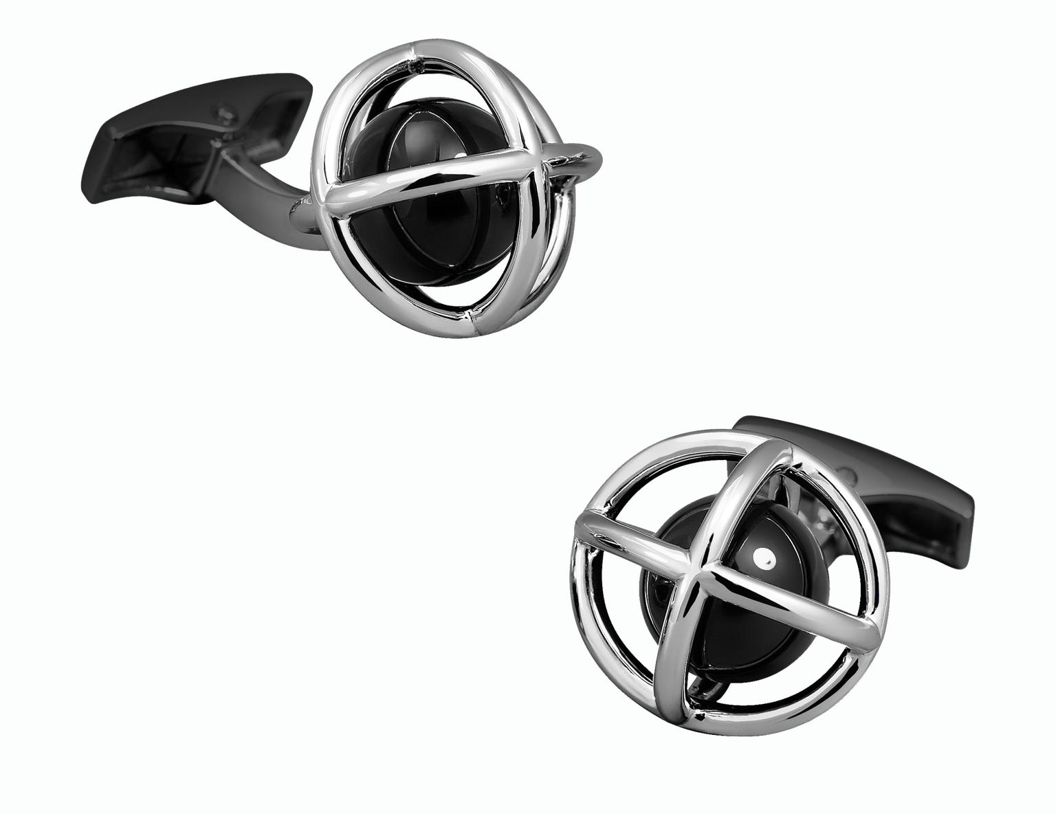 Lorenz Baumer onyx and white gold cufflinks_20140205_Zoom