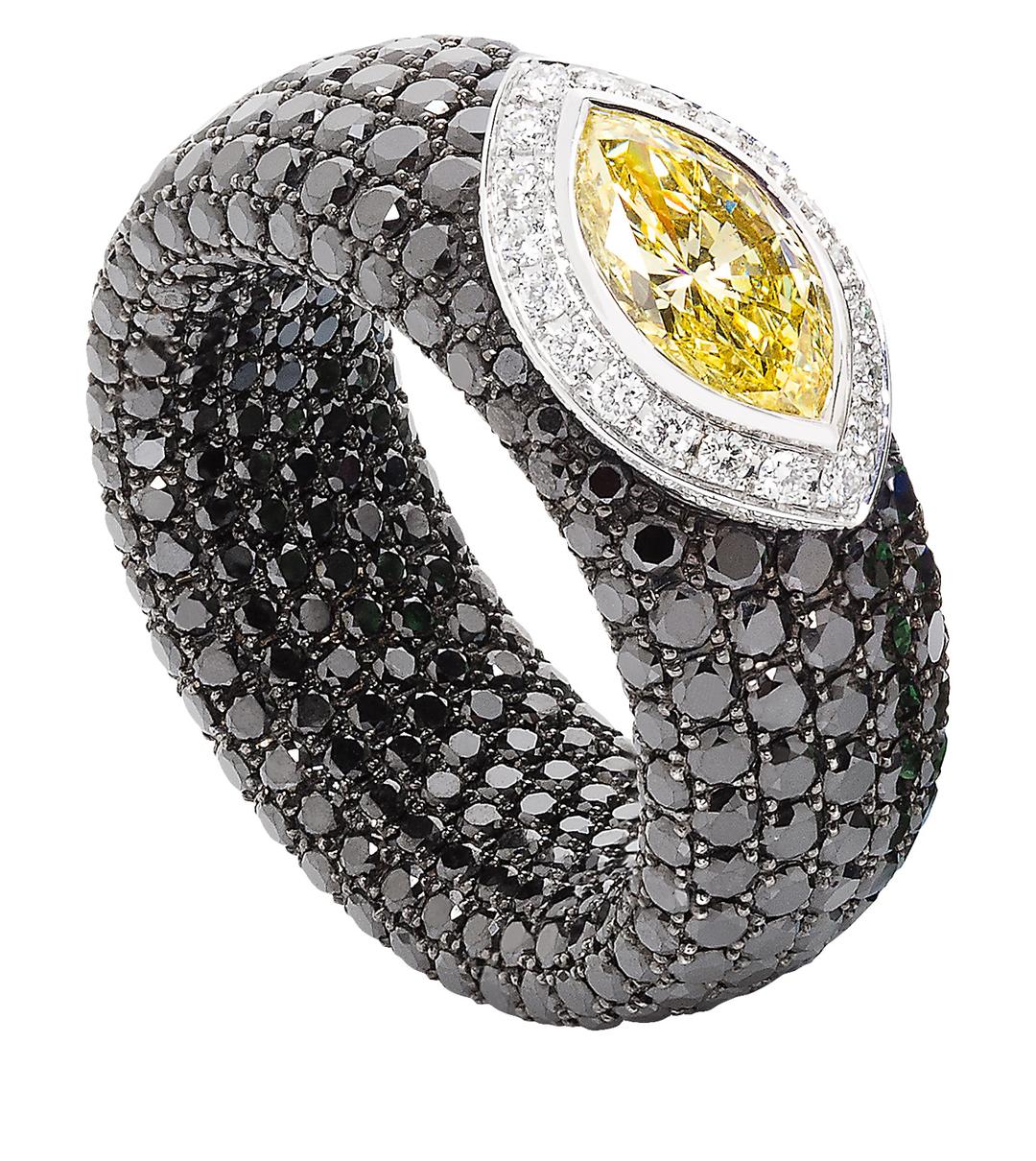 Caché ring with black, yellow and white diamonds | Avakian | The ...