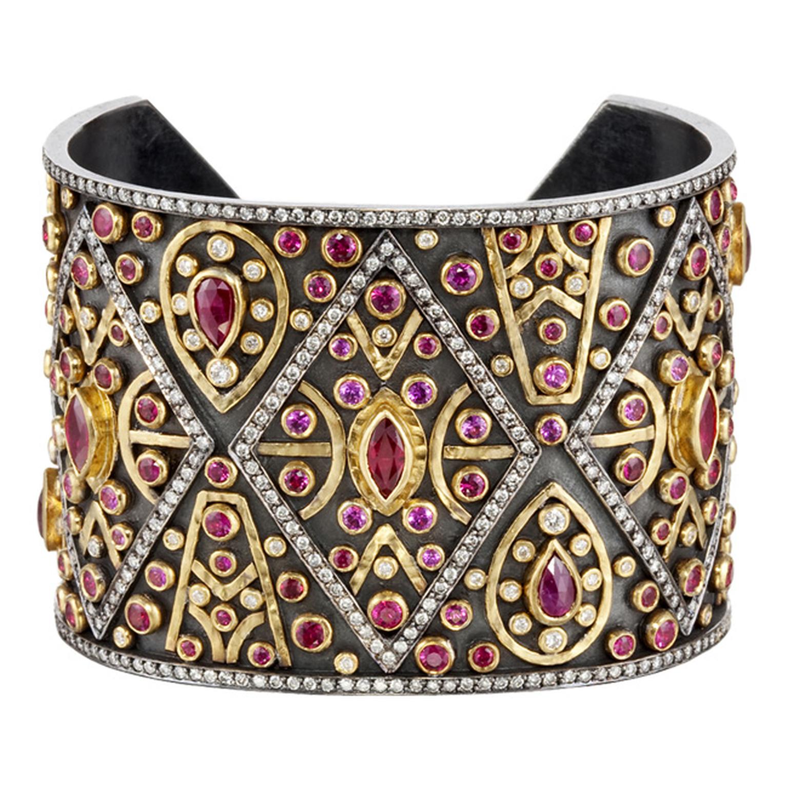 Annie Fensterstock Cleopatra Cuff_20140408_Main