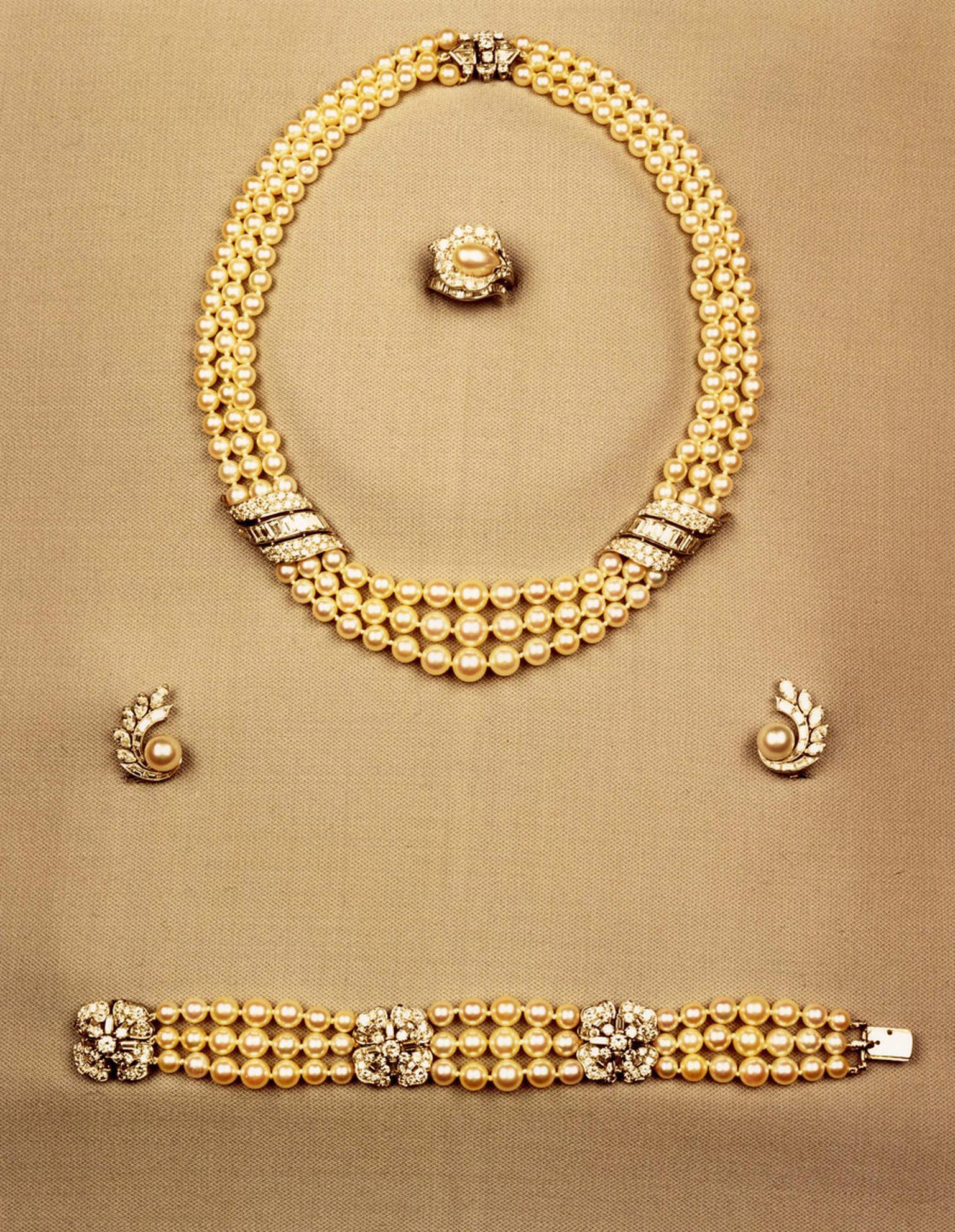 Van-Cleef-Arpels-Parure-de-fiancailles.jpg