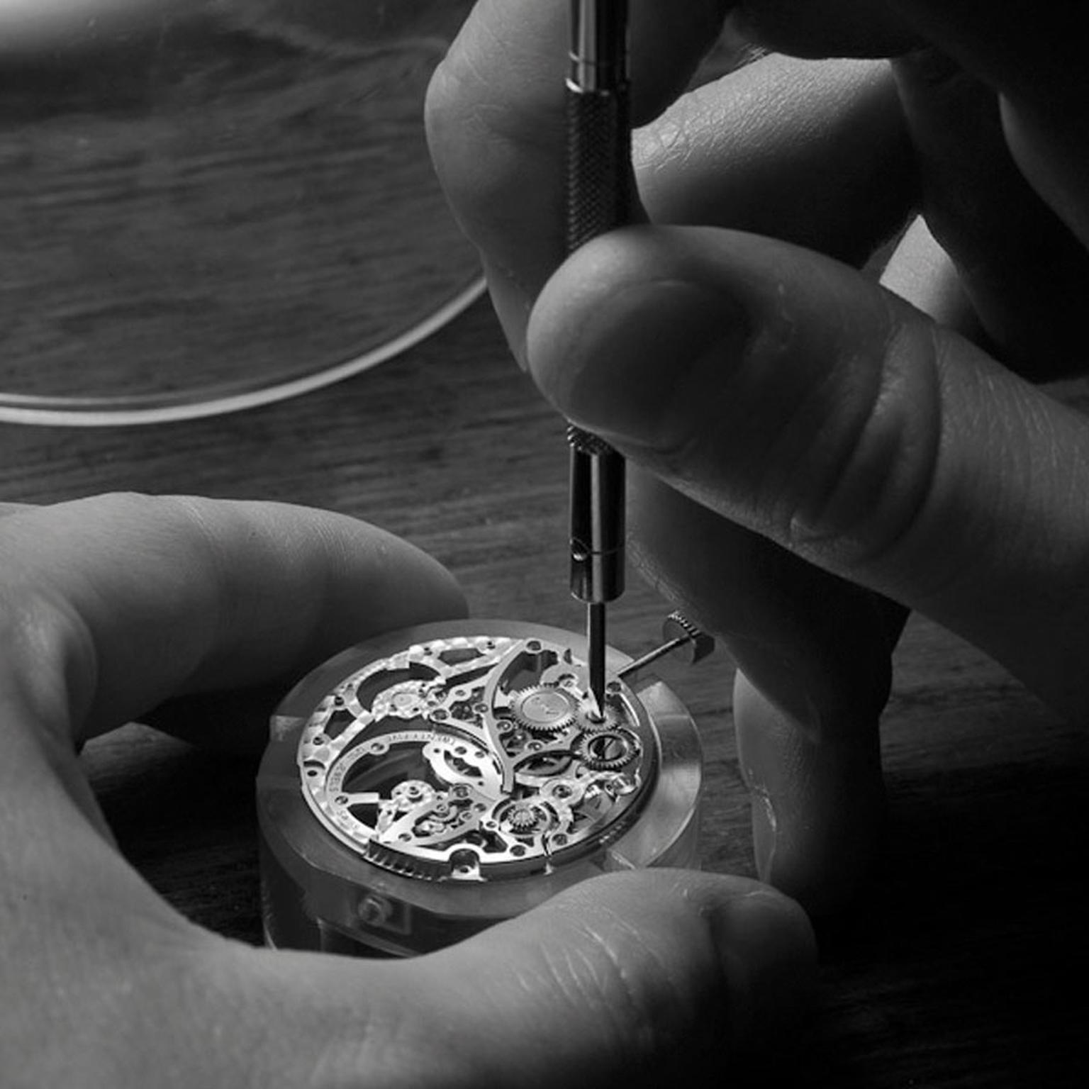 Piaget Altiplano Skeleton Screwing of the intermediate crown wheel