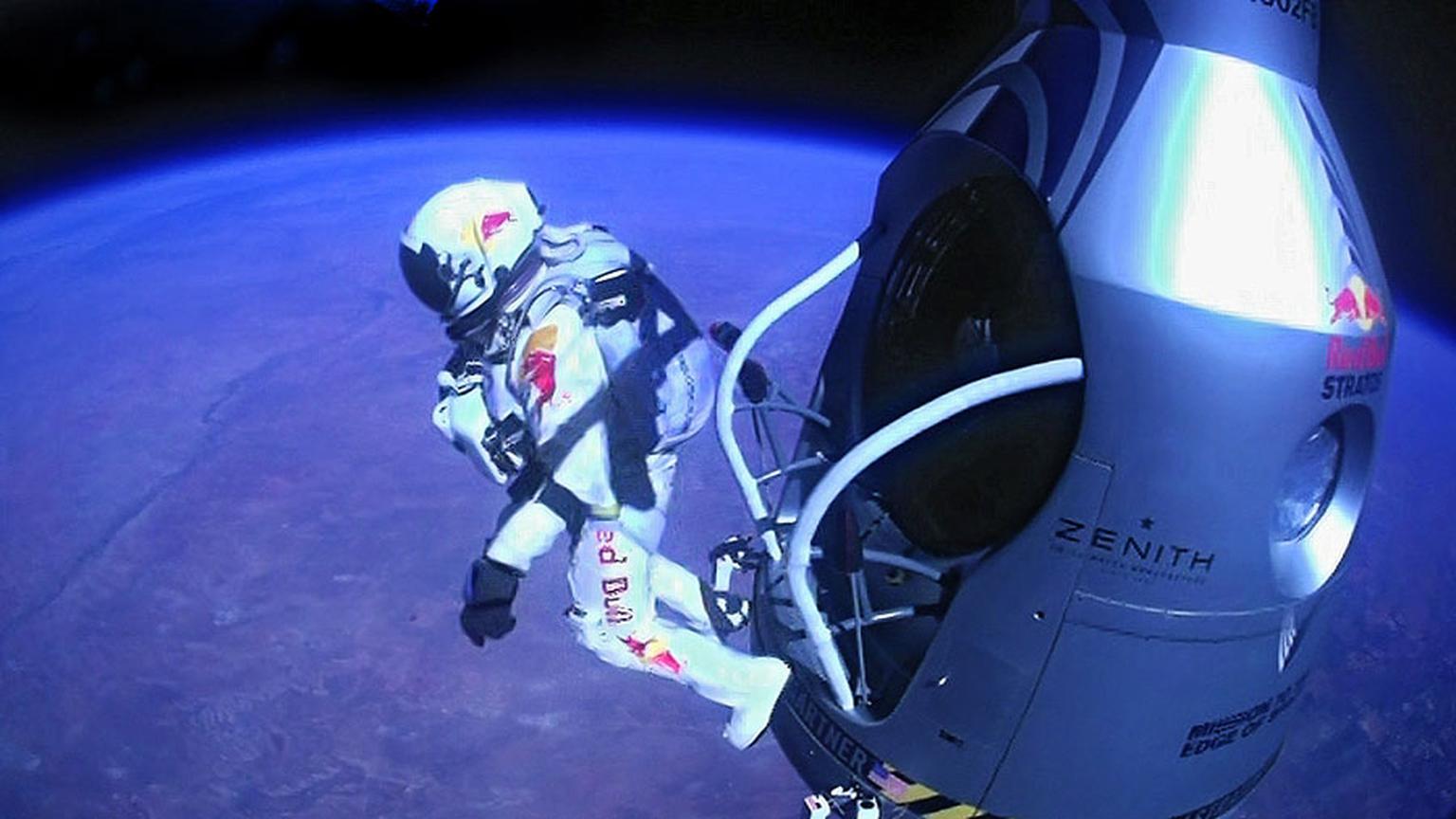 Zenith-Felix-Baumgartner-2.jpg