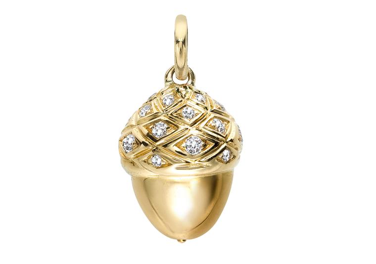 Asprey-Acorn-Charm-Zoom