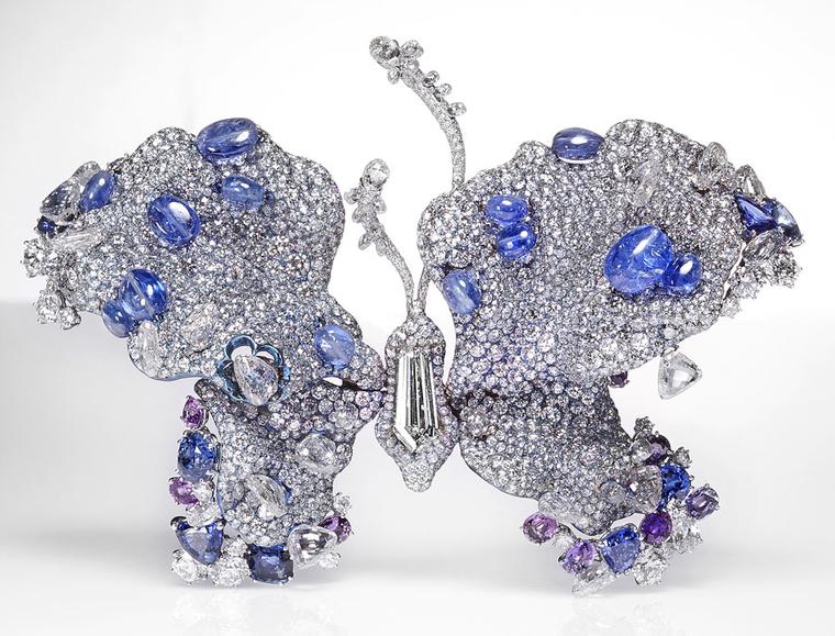 Cindy Chao presents a retrospective of her unique jewels in Paris
