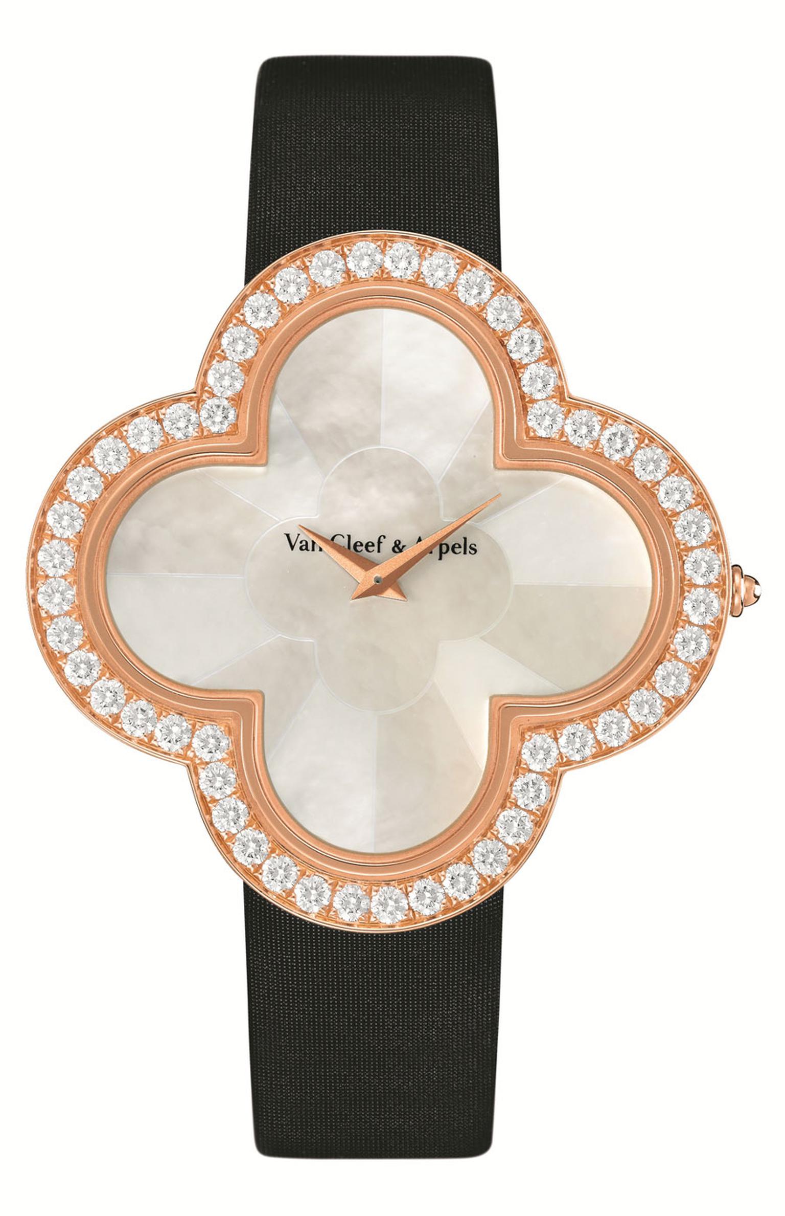 Van-Cleef-and-Arpels-Alhambra-Talisman-pg-dias.jpg