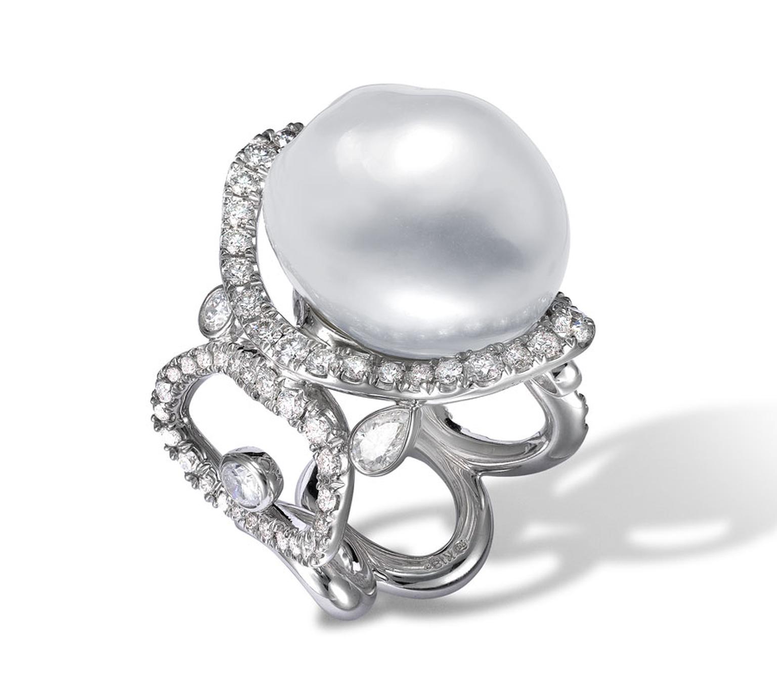 Mikimoto-Baroque-Ring.jpg