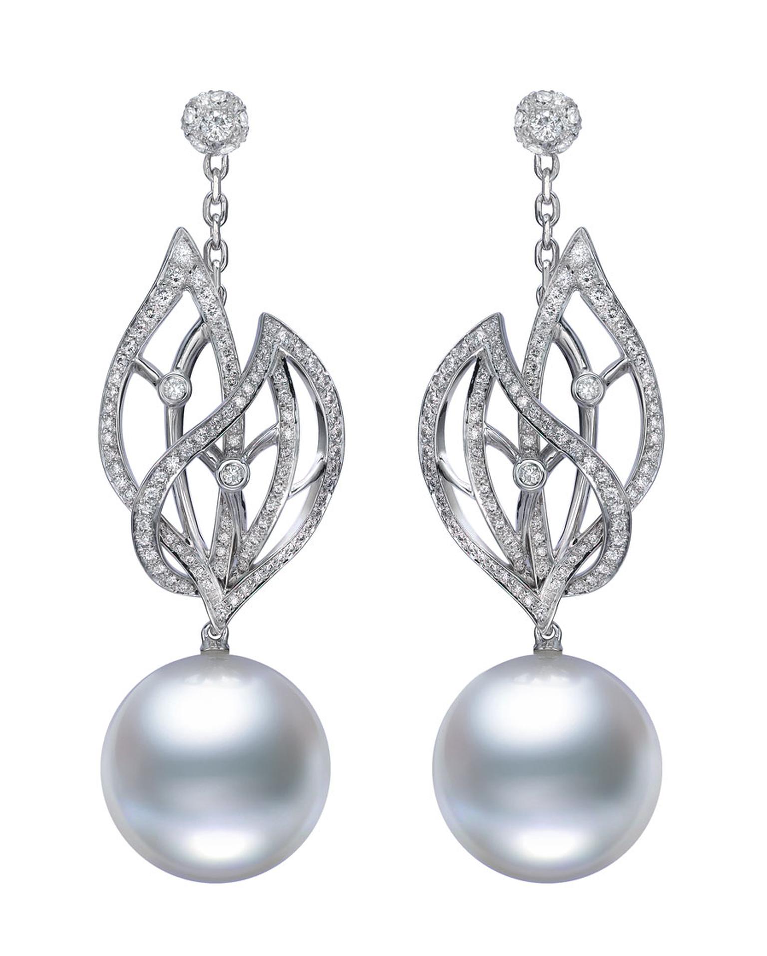 Mikimoto-Cape-Gooseberry-earring