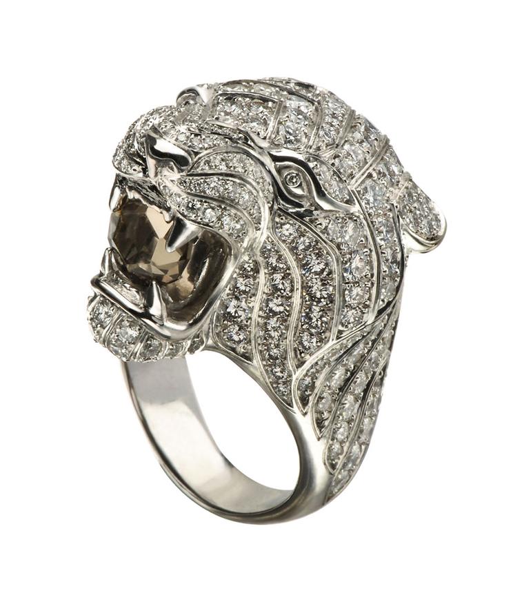 Bestiario-Ring-in-white-gold-with-diamonds-and-smokey-quartz