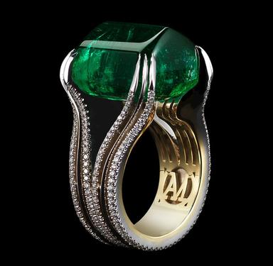 It's official: emerald green is the colour of 2013 | The Jewellery Editor