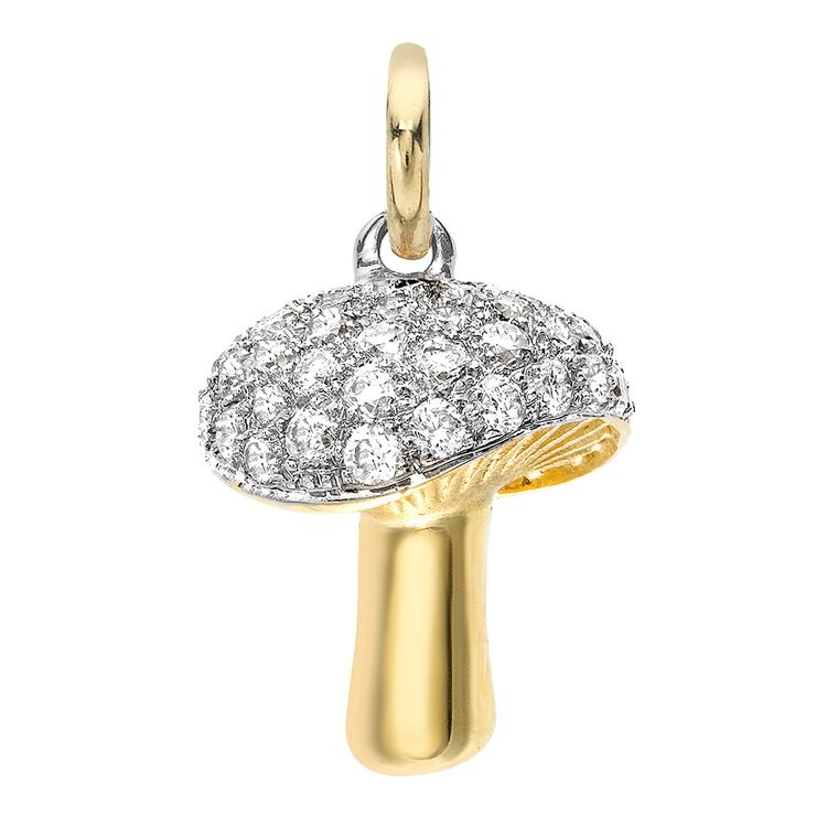 Aprey Mushroom Charm Zoom