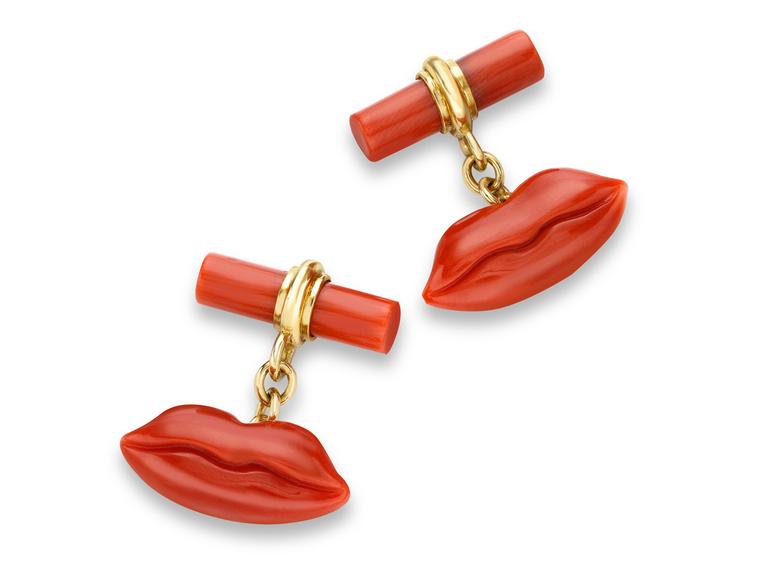 Kiki McD-Lips-Cufflinks-Zoom