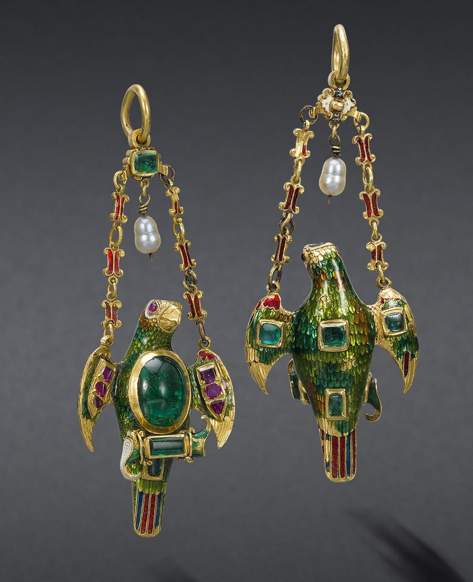 Bonhams-A-Spanish-Colonial-gold-enamel-and-gem-set-pendant