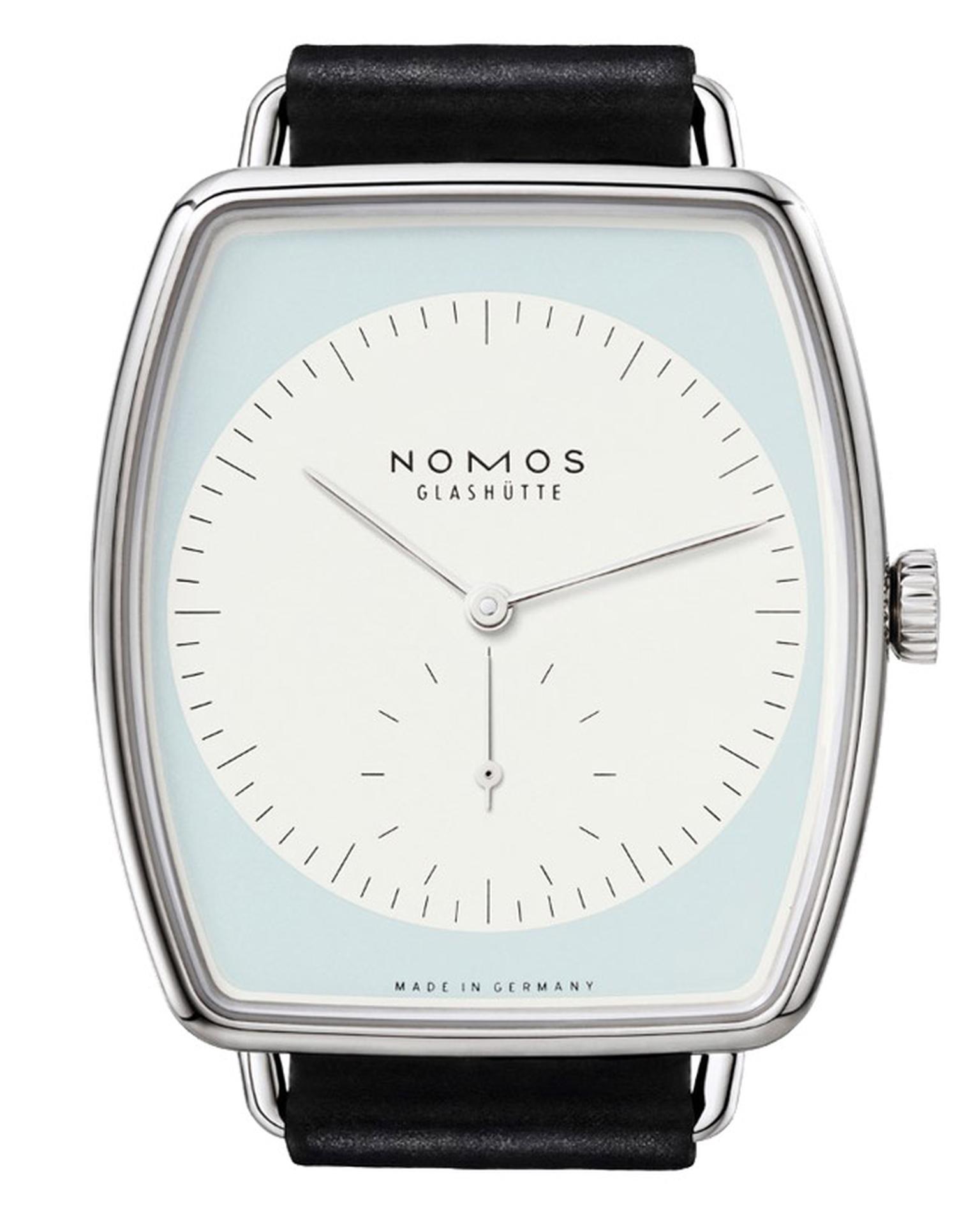 Nomos-Lux-Main