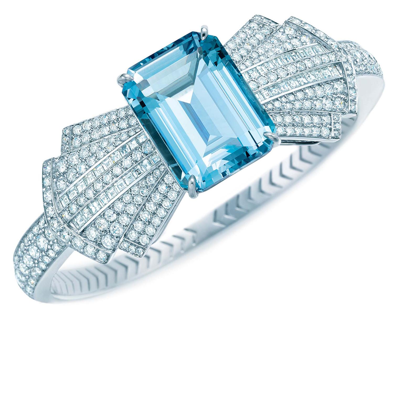Tiffany-Blue-Book-Bracelet-Zoom