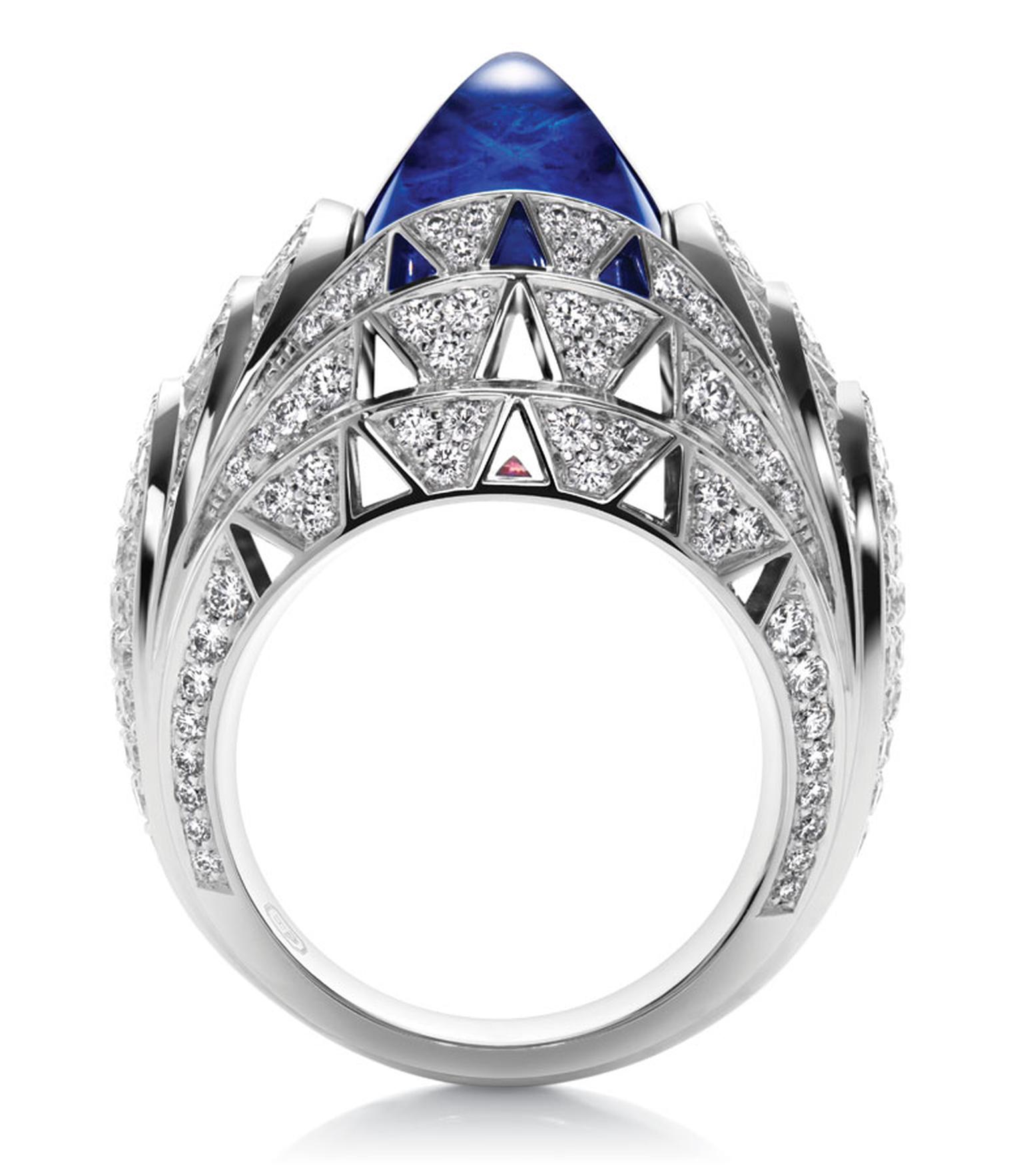 Harry-Winston-Sapphire-Cabochon-Skyscraper-Ring,-Carat-Stone,-Platinum.